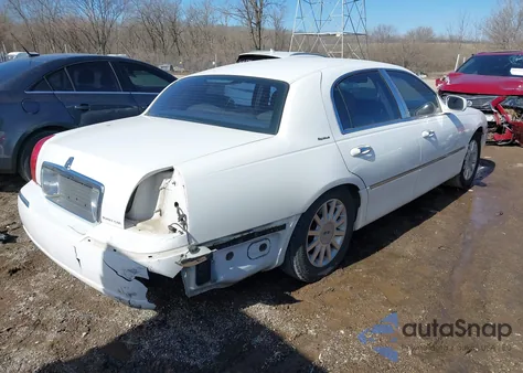 2007 Lincoln Town Car Signature из США, поврежденный, VIN 1LNHM81V77Y604216